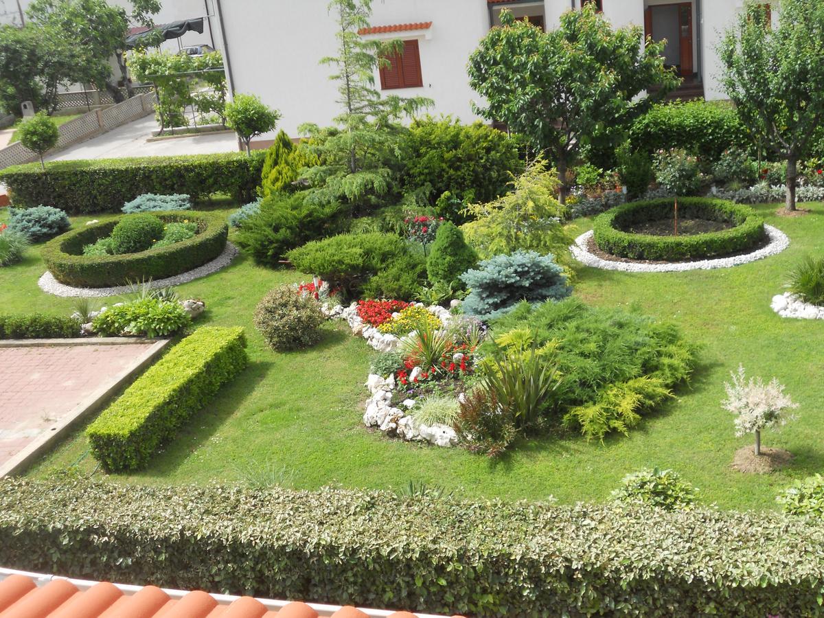 Apartments Mihalic I Baska  Exterior photo