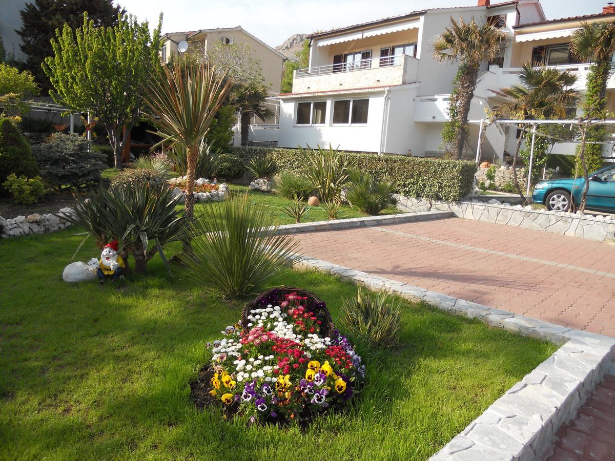 Apartments Mihalic I Baska  Exterior photo